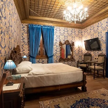 Castle Boutique Hotel Tirana