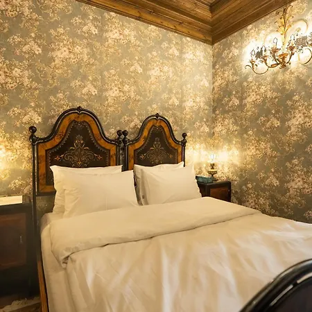 Hotel Castle Boutique Tirana