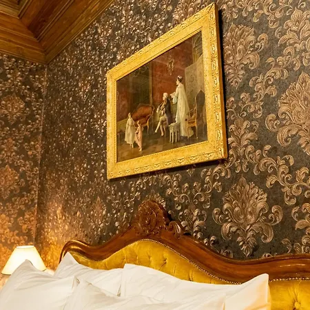 Castle Boutique Hotel Tirana