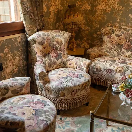 Szálloda Castle Boutique Tirana