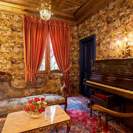 Castle Boutique Tirana