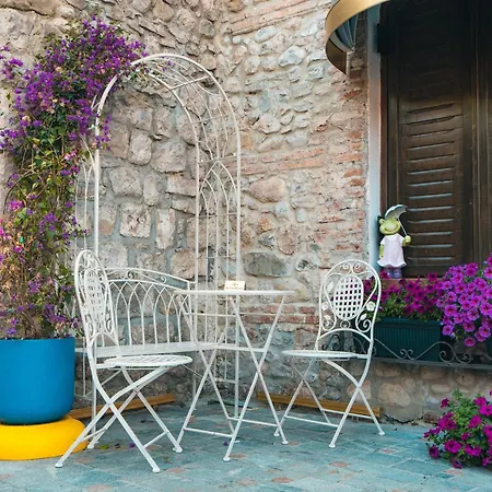 Castle Boutique Hotel Tirana
