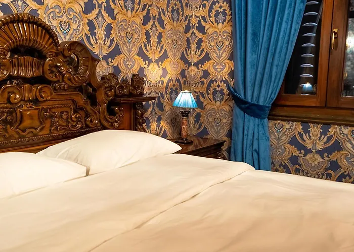 Castle Boutique Szálloda Tirana