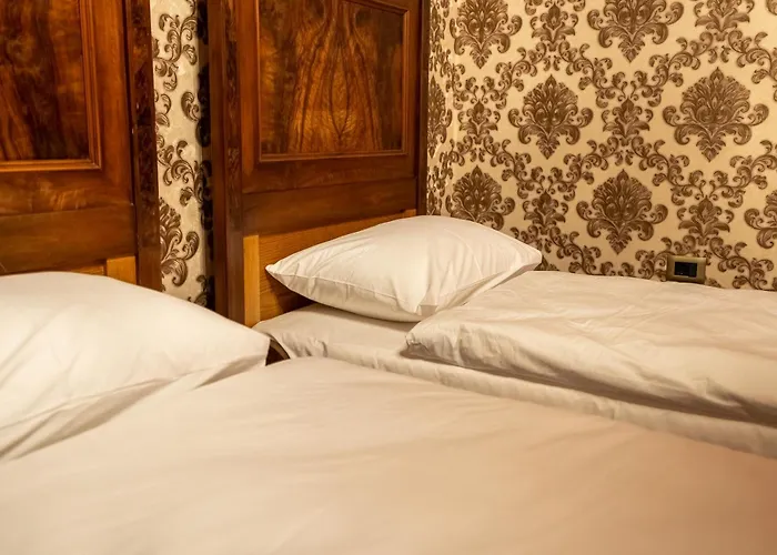 Castle Boutique Hotel Tirana