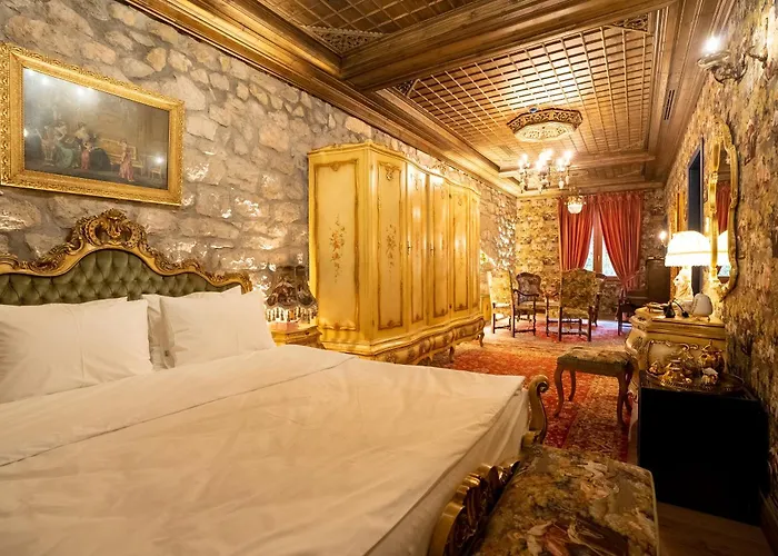 Castle Boutique Hotel Tirana