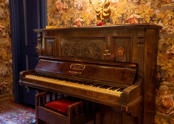 Castle Boutique Hotel Tirana