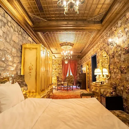 Castle Boutique 酒店 地拉那
