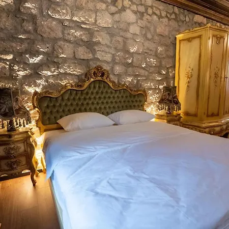 Castle Boutique Tirana