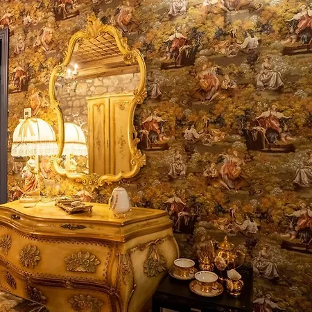 Castle Boutique