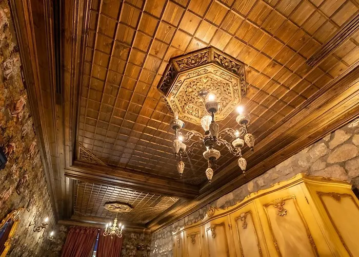 Castle Boutique מלון